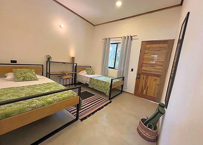 Hotel Calipso Ocean Lodge- Avellana Tamarindo